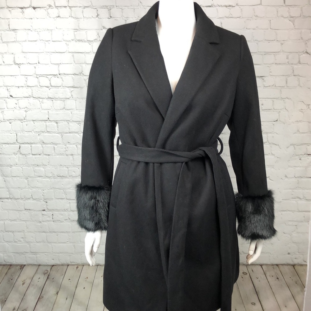 City Chic Black Faux Fur Fluffe Coat Plus Size 14 - Picture 4 of 9